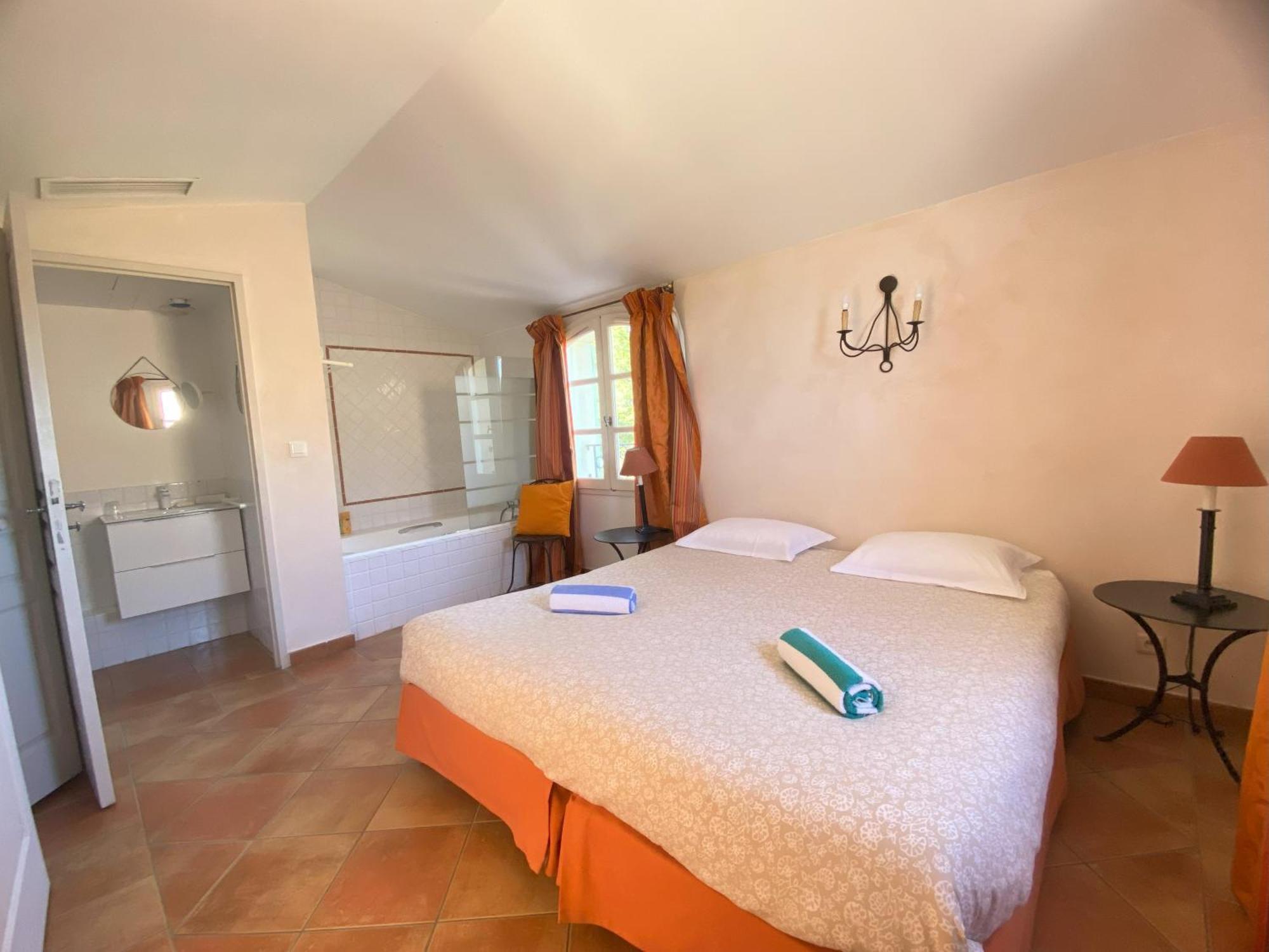 T3 Vue Mer Exceptionnelle Au Domaine Fregate Bandol Сен-Сір-сюр-Мер Екстер'єр фото